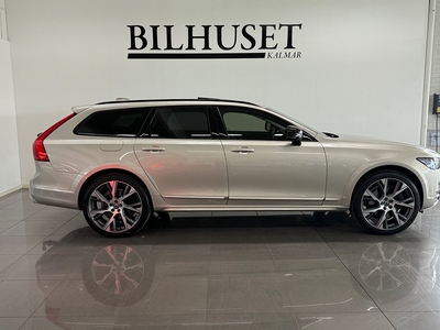 Volvo V90 Cross Country D4 AWD Panorama Massage 360°