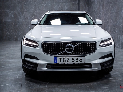 Volvo V90 Cross Country D5 AWD Momentum Plus D-Värm Drag