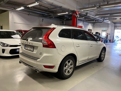 Volvo XC60 D5 Aut AWD R-Design Drag Skinn PDC Kamrem bytt