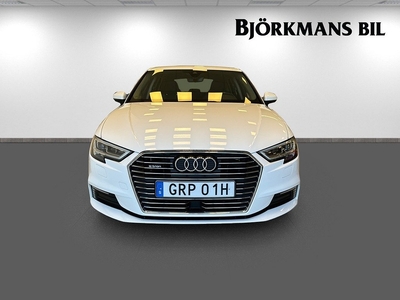 Audi A3 Sportback 40 E-TRON Vinterhjul, dragkrok