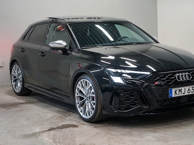 Audi RS3 2.5 TFSI quattro 400hk Pano B&O Massage Matrix Bkam