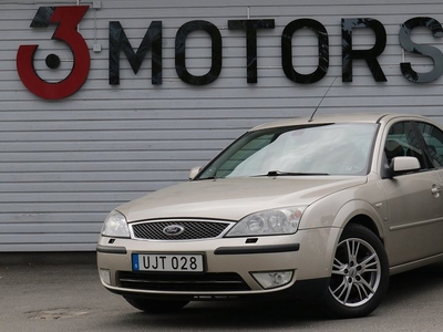 Ford MondeoHalvkombi 2.5 V6 2004, Halvkombi