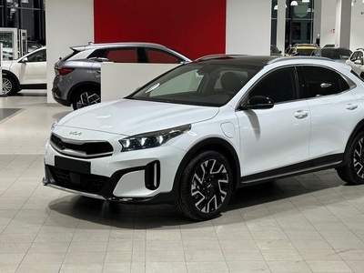 Kia XCeedPlug-In Hybrid Advance Plus Beställ idag 2024, Halvkombi