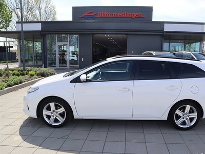 Toyota Auris1.6 Valvematic Touring Sports Drag Farthållare Svensksåld 2014, Halvkombi