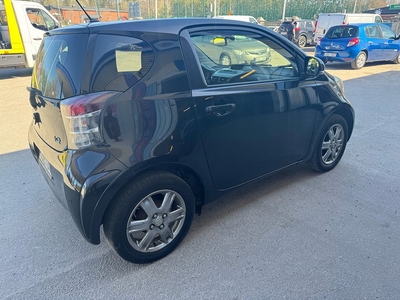 Toyota iQ 1.0 VVT-i Euro 4