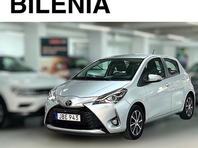 Toyota Yaris5-dörrar 1.5 Euro 6 B-Kam Drag Touch Skärm 2018, Halvkombi