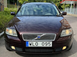 Volvo V50 2.4 Bensin 140HK Värmare Nybesiktigad