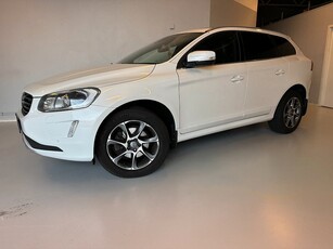 Volvo XC60 D4 AWD Ocean Race/VoC/PANORAMA/NAVI/KAMREM BYTT