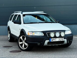 Volvo XC70 2.5T AWD Summum, Dragkrok, Helskinn med elstolar.