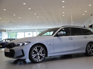 BMW 330e xDrive Touring