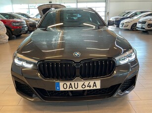 BMW 530e xDrive Touring M Sport S&V-Hjul Drag MOMSBIL