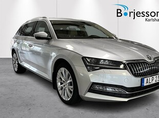 Skoda Superb iV Kombi Style 218hk Laddhybrid