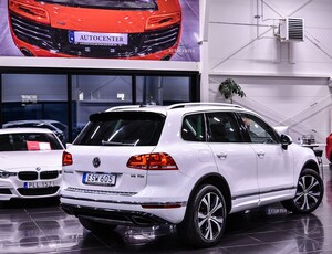 Volkswagen Touareg 3.0 V6 TDI BMT 4Motion R-Line Facelift