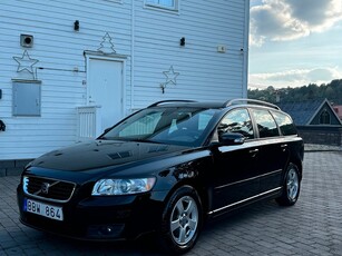 Volvo V50 1.8 Flexifuel Momentum,OBS 15000 MIL,Kamkedja,Bak Sensor,Fin