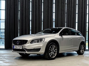 Volvo V60 Cross Country D4 AWD Classic Summum | En Tidigare brukare |