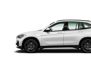 BMW X1 xDrive25e Sport line/ Drag/ Rattvärme/ Head-Up