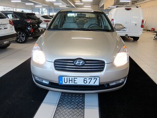 Hyundai Accent Sedan 1.6/ Motorvärmare