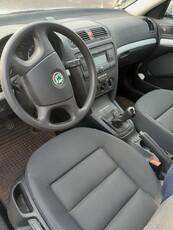 Skoda Octavia Kombi 1.6 MPI attr_defs.Euro 4