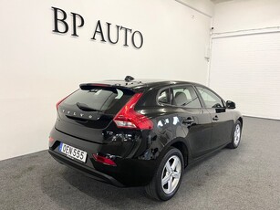 Volvo V40 T2 Kinetic 1 ägare Fullservad Nyservad Nybes