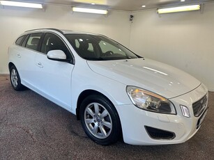 Volvo V60 T4 Powershift Momentum Euro 5