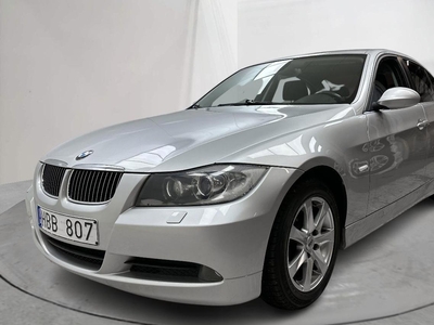 BMW 325i Sedan, E90 (218hk)