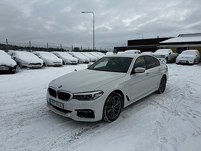 BMW 530e M-SPORT iPERFORMANCE NAVI LÄDER KAMERA 2-ÅRS GARANTI