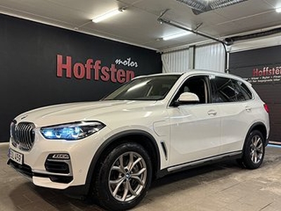 BMW X5 XDRIVE 45e LUFTFJÄDRING KOMFORTSTOLAR PANORAMA MOMS