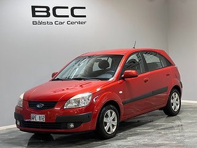 Kia Rio 1.4 97hk / Automat / Värmare / AUX / SoV-hjul