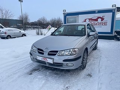 Nissan Almera 1.8 114hk | NYBESIKTAD SoV-däck M-värmare