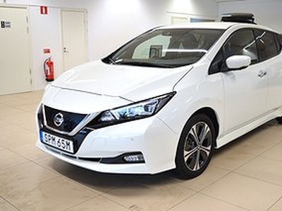 Nissan Leaf 40 kWh 150hk N-Connecta 1Brukare V-Hjul Navi