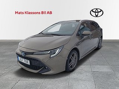 Toyota Corolla Touring Sports Hybrid 1.8 Elhybrid TS Style. Dragkrok. Vinterhju