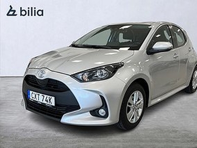 Toyota Yaris 1.5 VVT-i Active Manuell Nya karossen / V-hjul