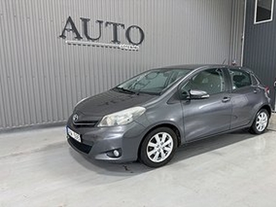 Toyota Yaris 5-dörrar 1.4 D-4D B-Kamera Navi DEFA Värmare