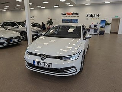 Volkswagen Golf 1.5 TSI | 150 hk | Adaptiv farth. | Navi | Rattvär