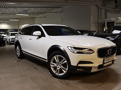 Volvo V90 Cross Country D4 AWD Aut Momentum Navi Drag VOC