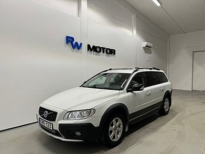 Volvo XC70 D4 AWD Dynamic Skinn Drag VOC D-värm Navi R-värme