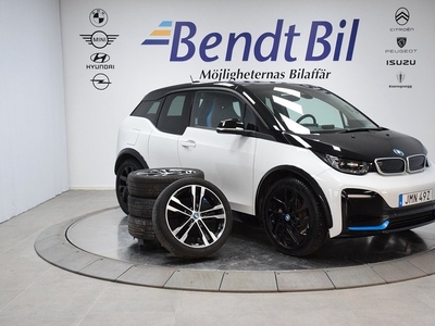 BMW i3s 120 Ah STORA SKÄRMEN Ink. V-hjul & Fri service 2022, Halvkombi