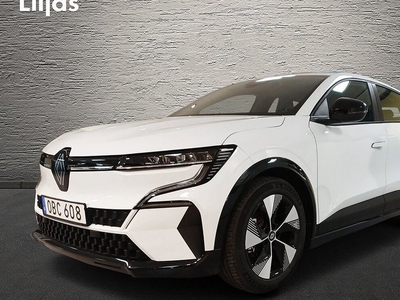 Renault MeganeMégane E-TECH Equilibre 40kWh Omgående leverans 2023, Halvkombi