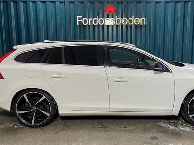 Volvo V60D4 AWD R-Design | Drag | PDC | VOC 2016, Kombi