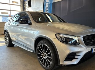 Mercedes GLC220Benz GLC 220D Coupé 4Matic AMG Pkt JANUARI FYND Panorama Alu 20