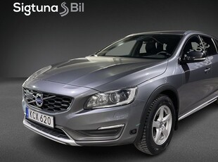 Volvo V60Cross Country D4 AWD Momentum B-kamera P-värmare 2016, Kombi