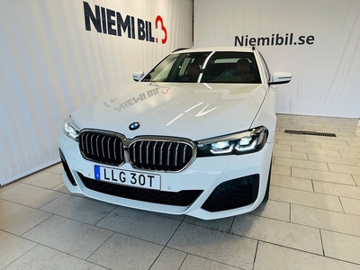 BMW 530e xDrive M-Sport 292hk Cockpit/Backkamera/HIFI/Drag