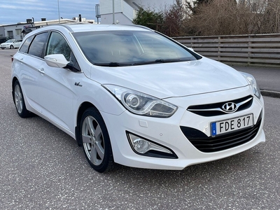 Hyundai i40 cw 1.7 CRDi Euro 5/ Ny Besiktigad/ Drag