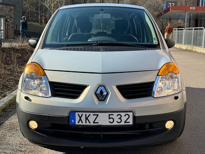 Renault Modus 1.6 112HK Motorvärmare/en ägare/låga mil