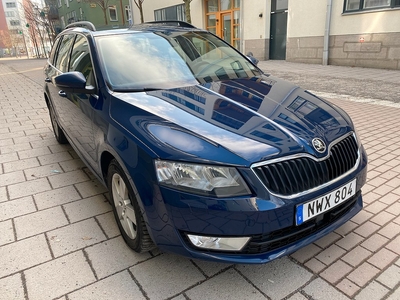 Skoda Octavia Kombi 1.6 TDI Euro 6 Drag,1-Ägare,110hk