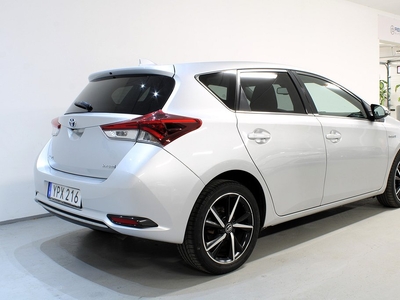 Toyota Auris Hybrid e-CVT Intense Edition Värmare