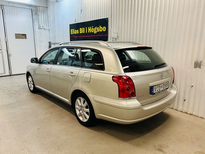 Toyota Avensis Kombi 1.8 VVT-i 129hk_2 ägare,NyBesiktad