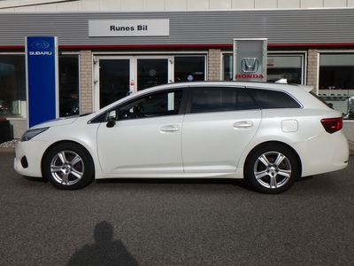 Toyota Avensis Kombi 2.0 D-4D Euro 6 Krok Fin Glastak