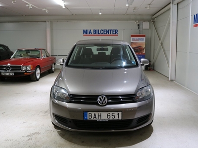 Volkswagen Golf 1.6TDI Plus Bakkamera / Dragkrok /Motorvärme