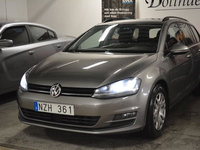 Volkswagen Golf Sportscombi 1.6 TDI DRAGK KAMREMBYTT M-VÄRM